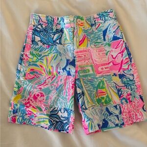 Lilly Pulitzer shorts size 5 in like new condition